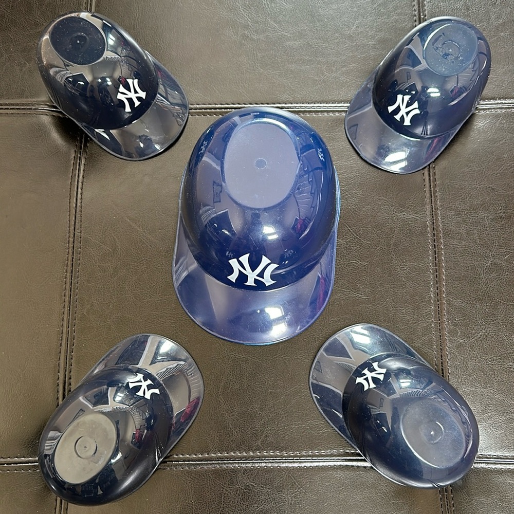 NY Yankees ice cream/snack cup/bowl hats